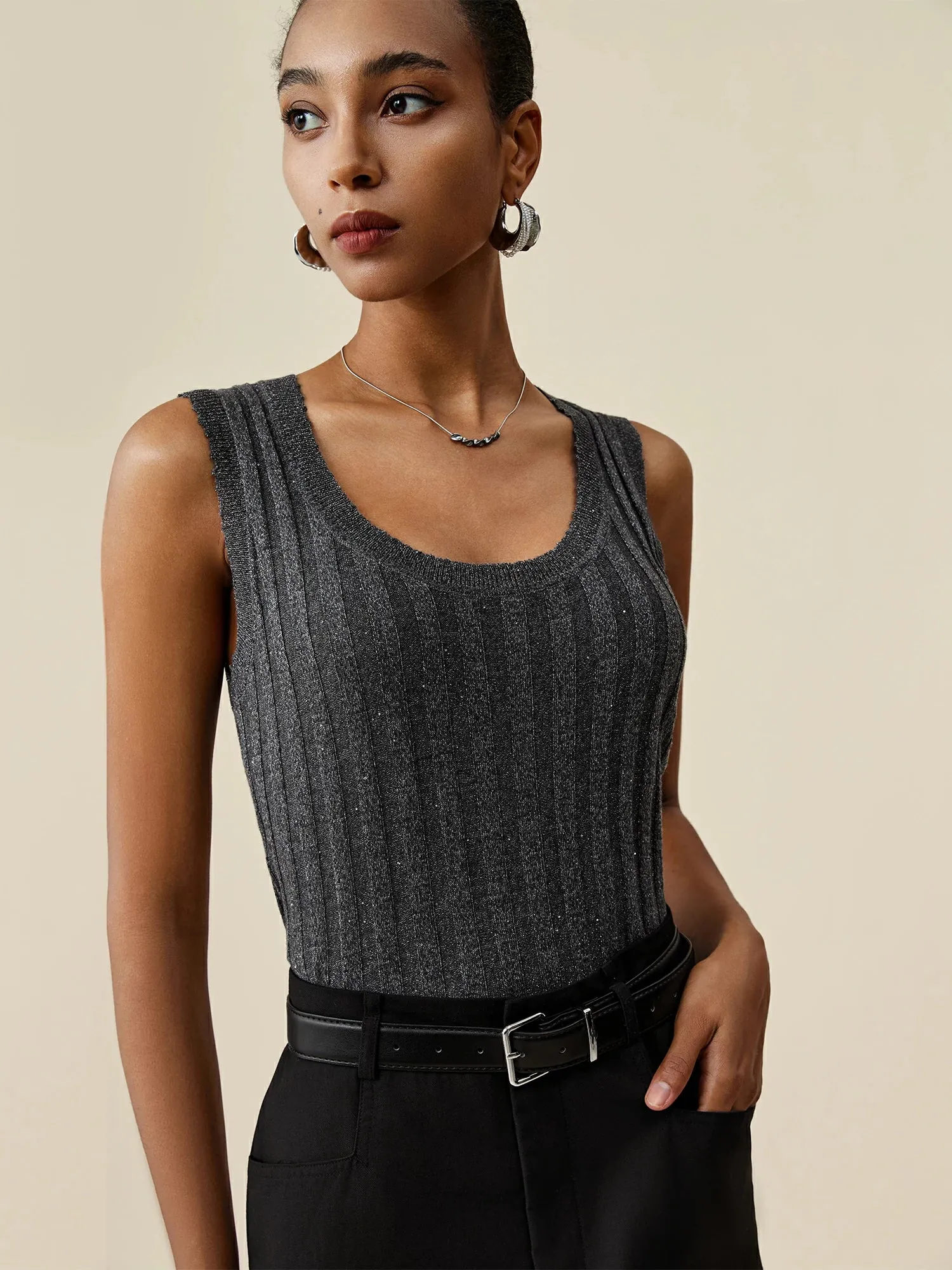 Amoretu Wool U-Neck Sequin Knitted Vest