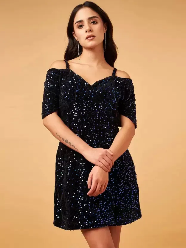 Blue Velvet Embellished Sweetheart Neck Bodycon Dress