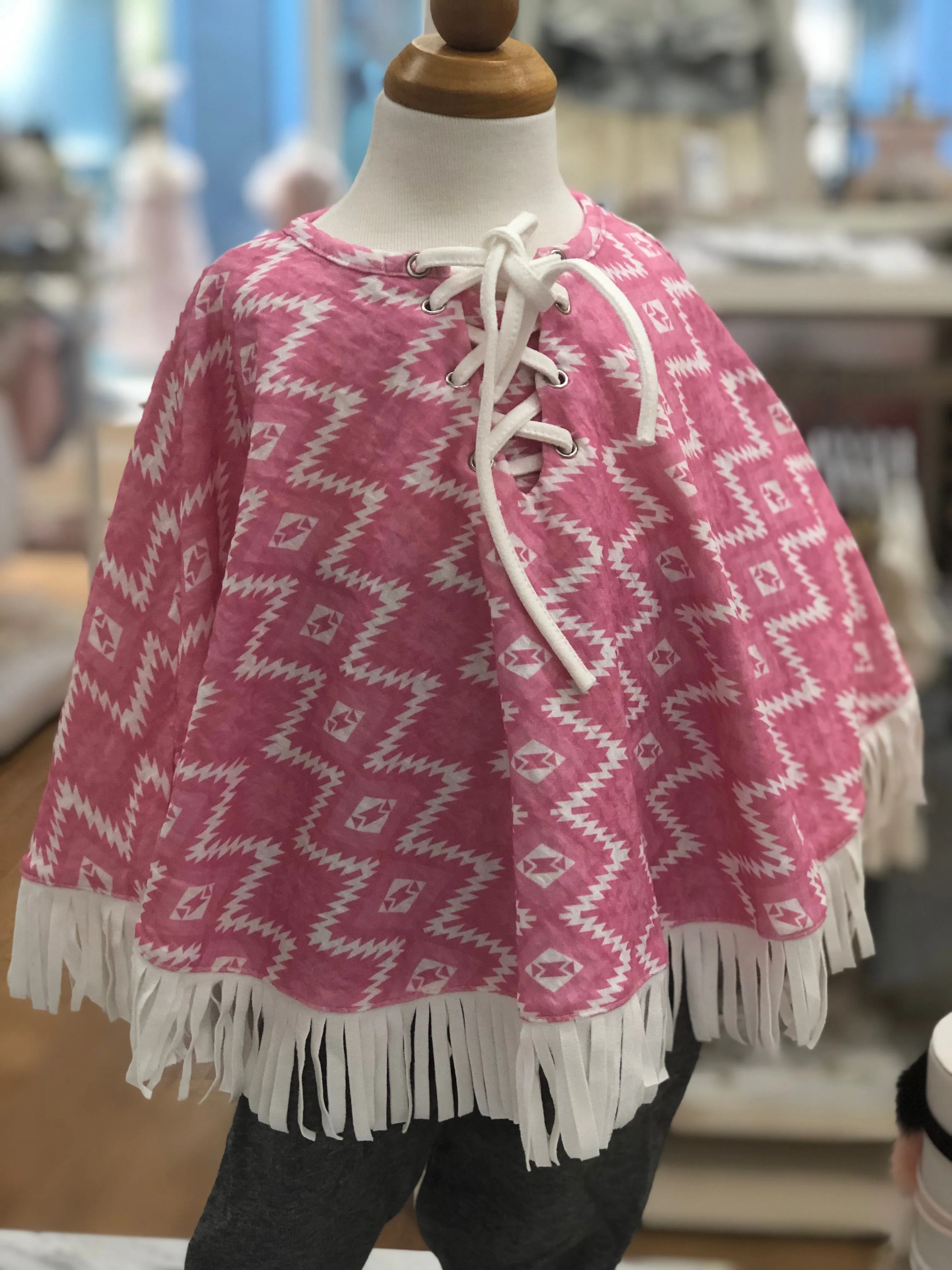 Cach Cach Tribal Heart Poncho Set