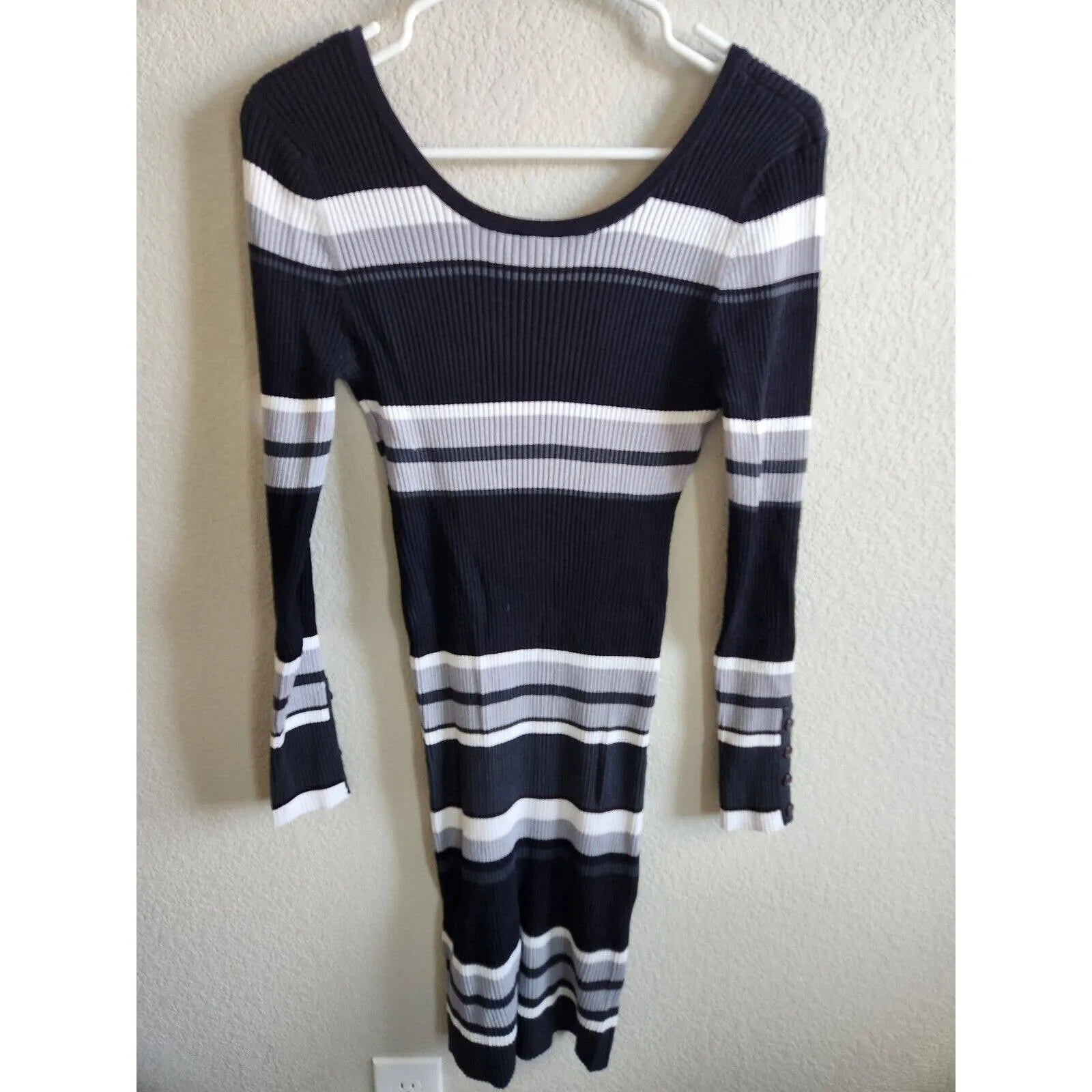 Derek Heart Womens Sz M Knee Length Long Sleeve Ribbed Dress Black Striped