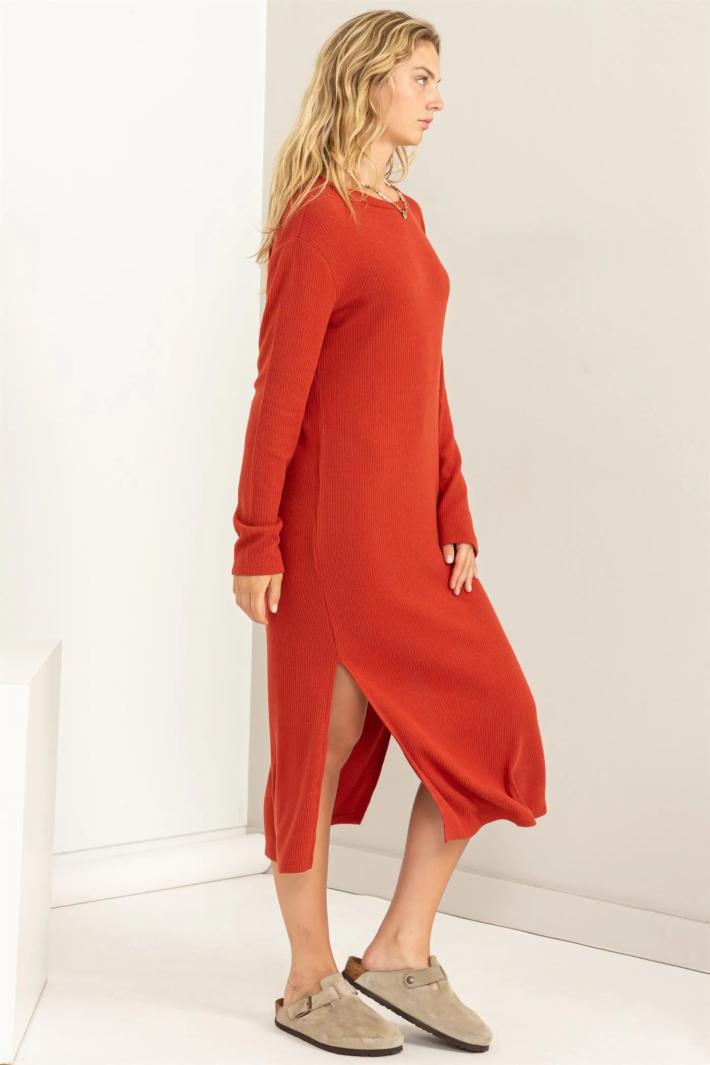 DZ24A062-Ribbed Long Sleeve Midi Dress