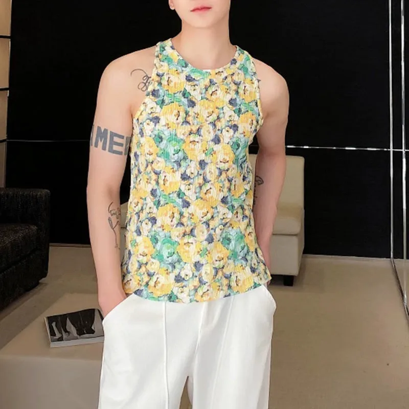 Floral Slim-fit Crew Neck Knitted Vest