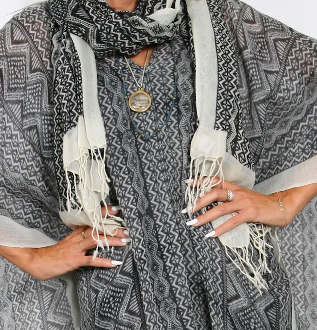 INCA WEAVE - WOOL PONCHO