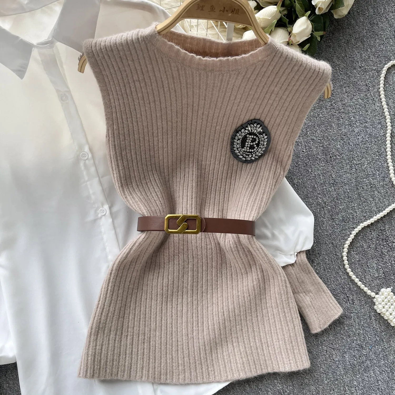 Knitted Vest&White Shirt Uniform 2Pcs