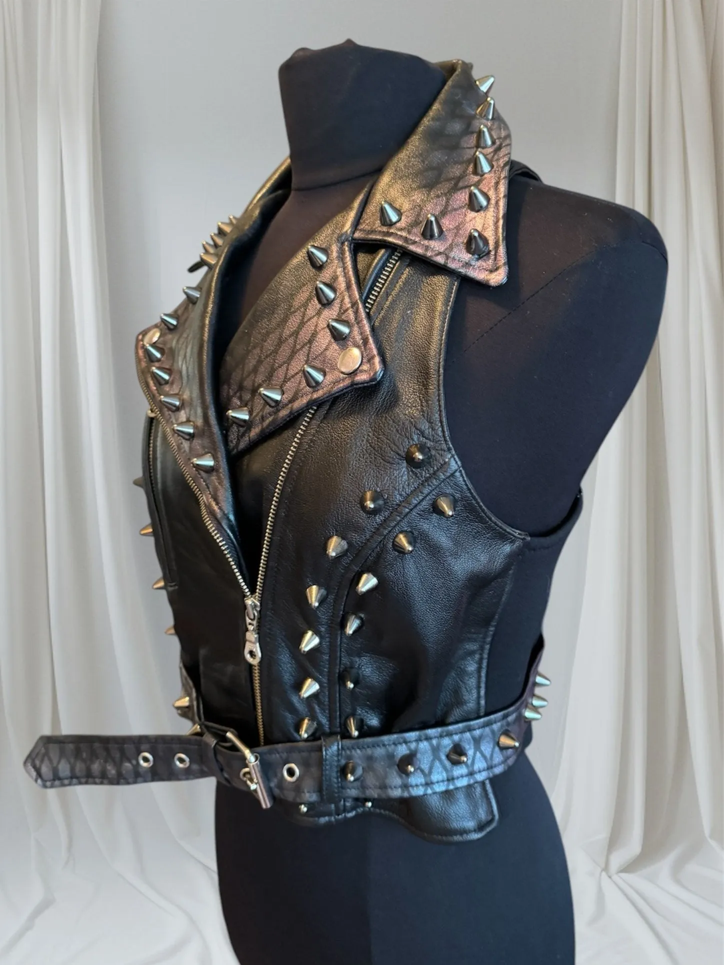 Lavender Metallic Detailed Studded Leather Biker Vest, M