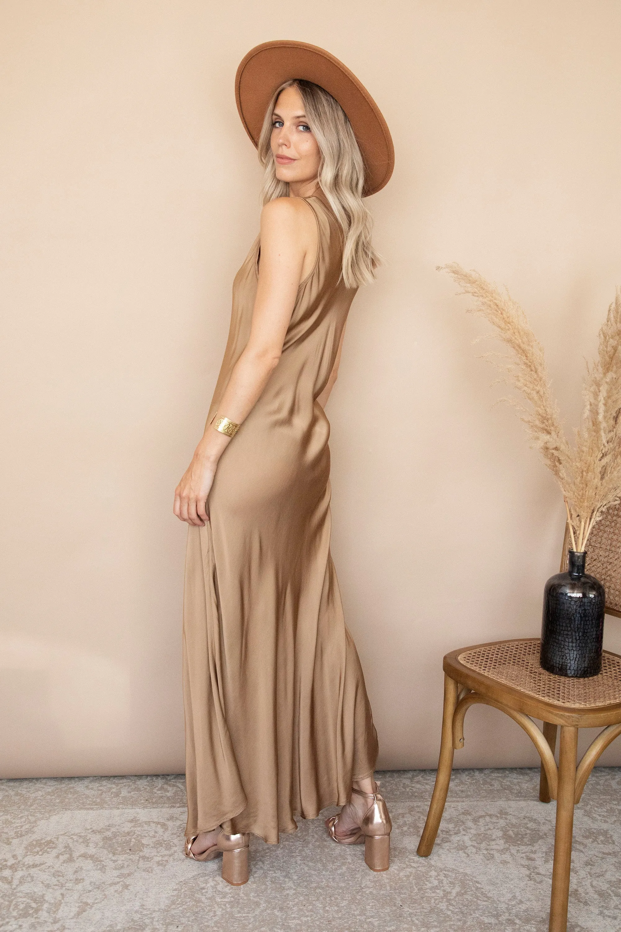 Silky Beauty Gold - Maxi Jurk