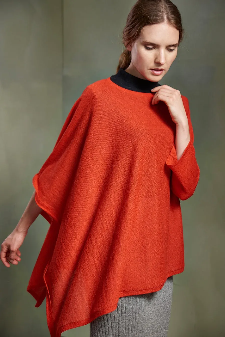 Toffee Poncho Baby Alpaca Color Redorange