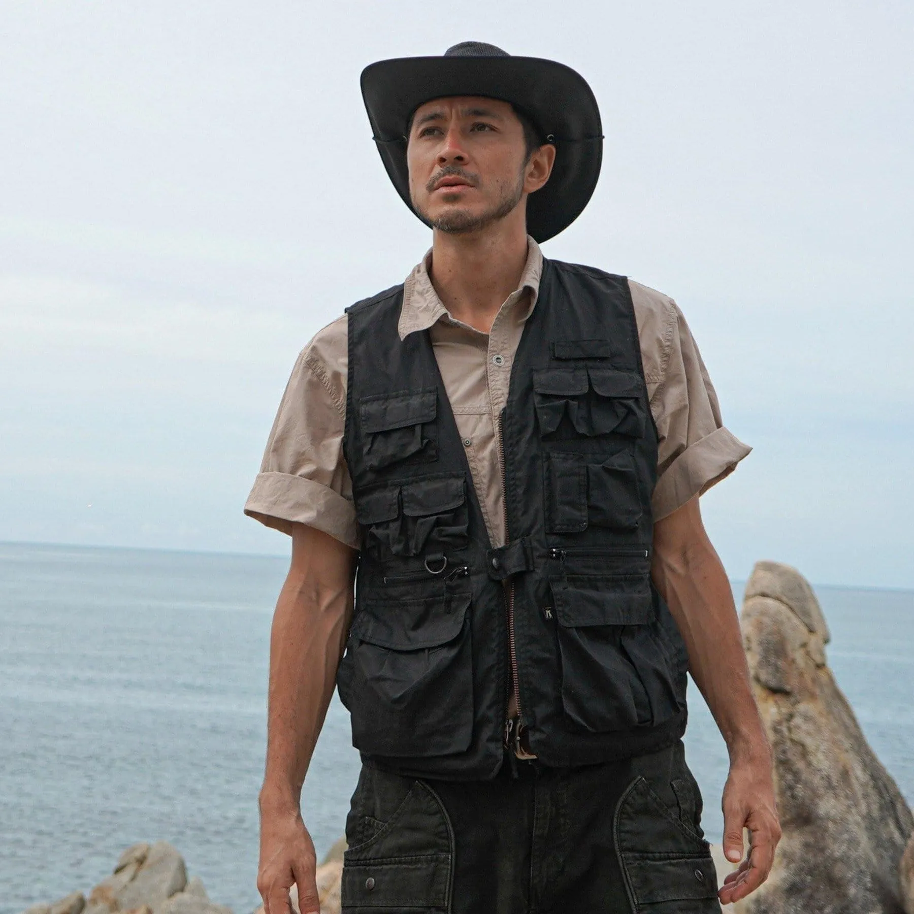 Traveller Multi-Pocket Vest in Black