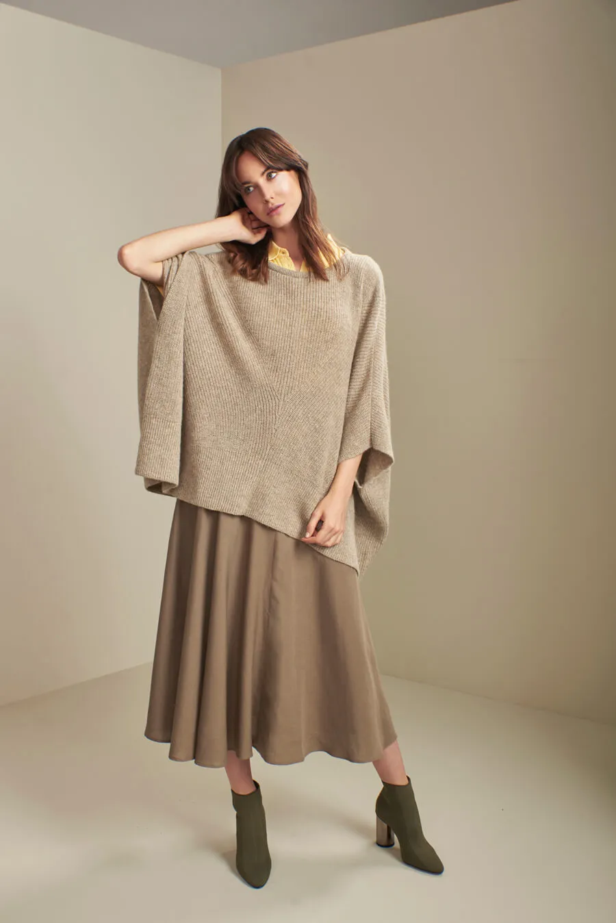 Under Poncho Baby Alpaca Color Arena