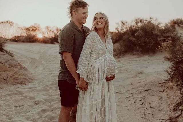 Wonderful Moments Gown - Maternity Photoshoot Dress - Elopement Dress